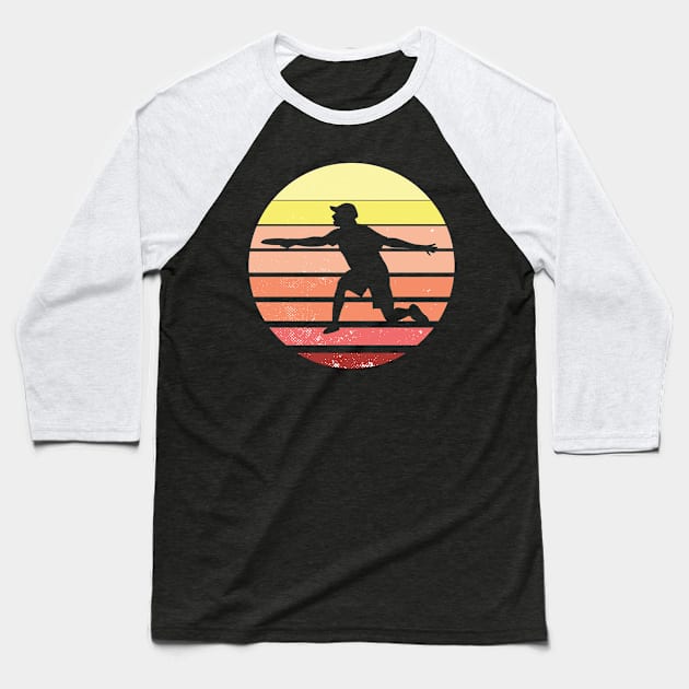 Ultimate Frisbee throwing techniques gift Baseball T-Shirt by sBag-Designs